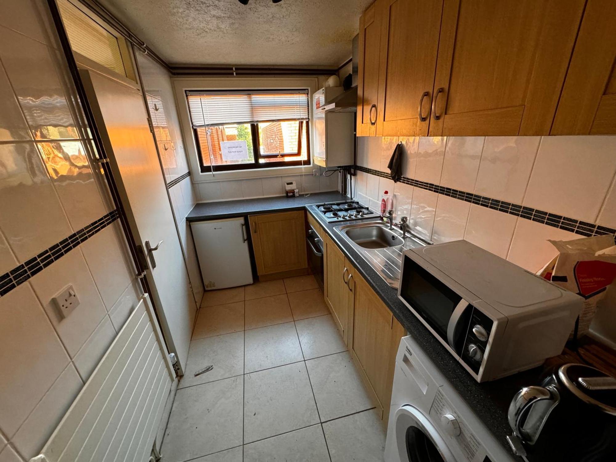 Two-Bedroom Flat Close To Uni & Shopping Center With Free Parking Ковентри Экстерьер фото