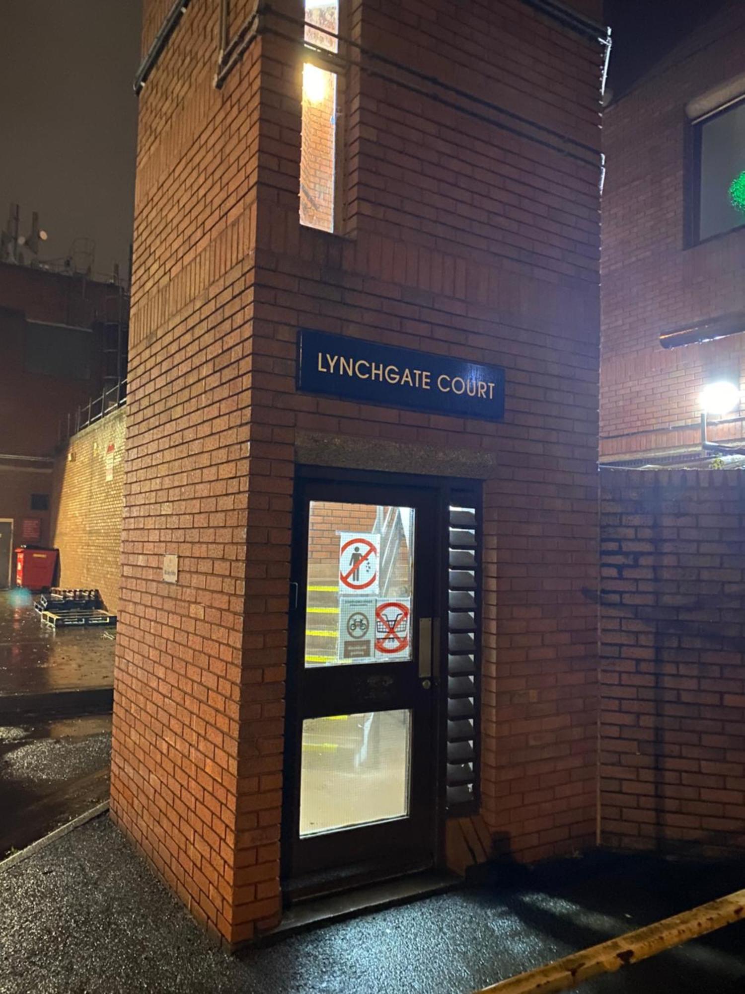 Two-Bedroom Flat Close To Uni & Shopping Center With Free Parking Ковентри Экстерьер фото